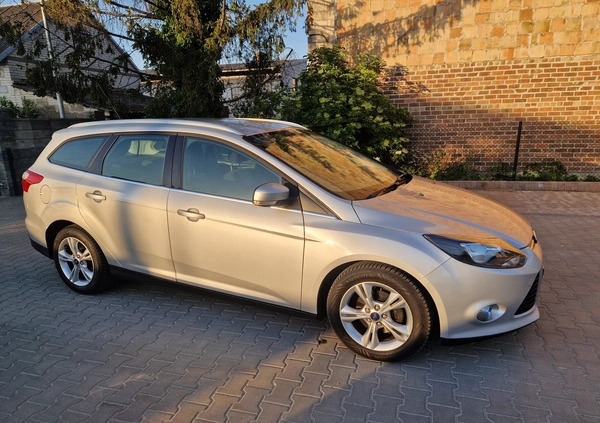 Ford Focus cena 24900 przebieg: 257350, rok produkcji 2012 z Sępólno Krajeńskie małe 407